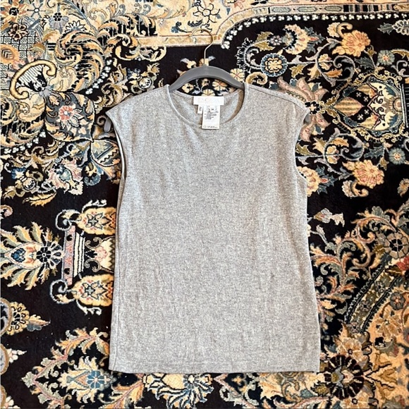 Escada Cashmere Sleeveless Crew Top - Picture 2 of 6